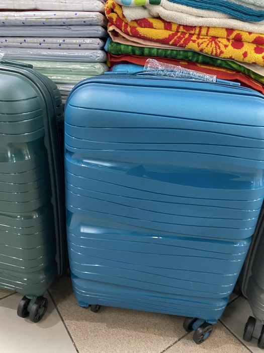 Malas de Viagem Fibra/Plastico