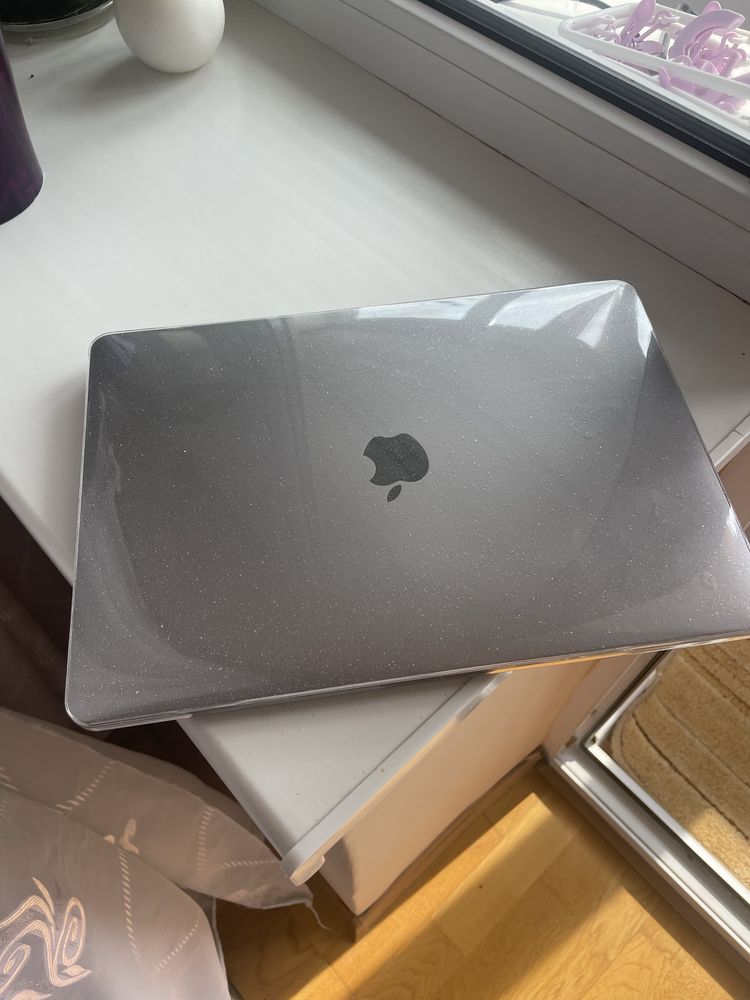 Macbook Pro 2020 16gb/1Tb A2251