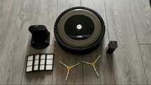 iRobot Roomba 896