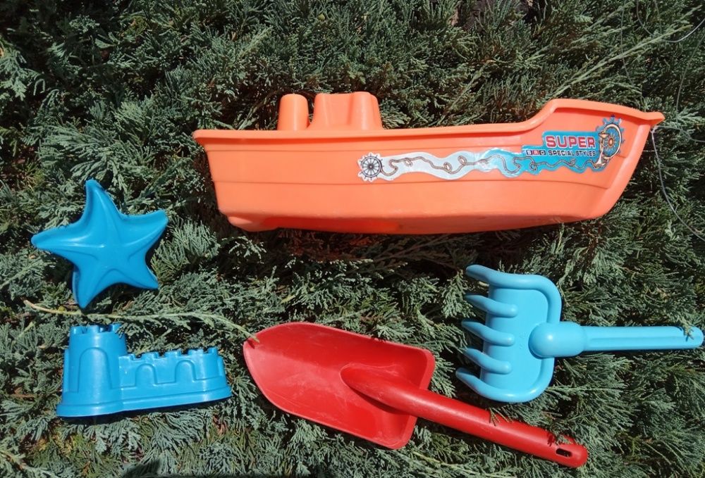 игрушки  для пляжа и песка