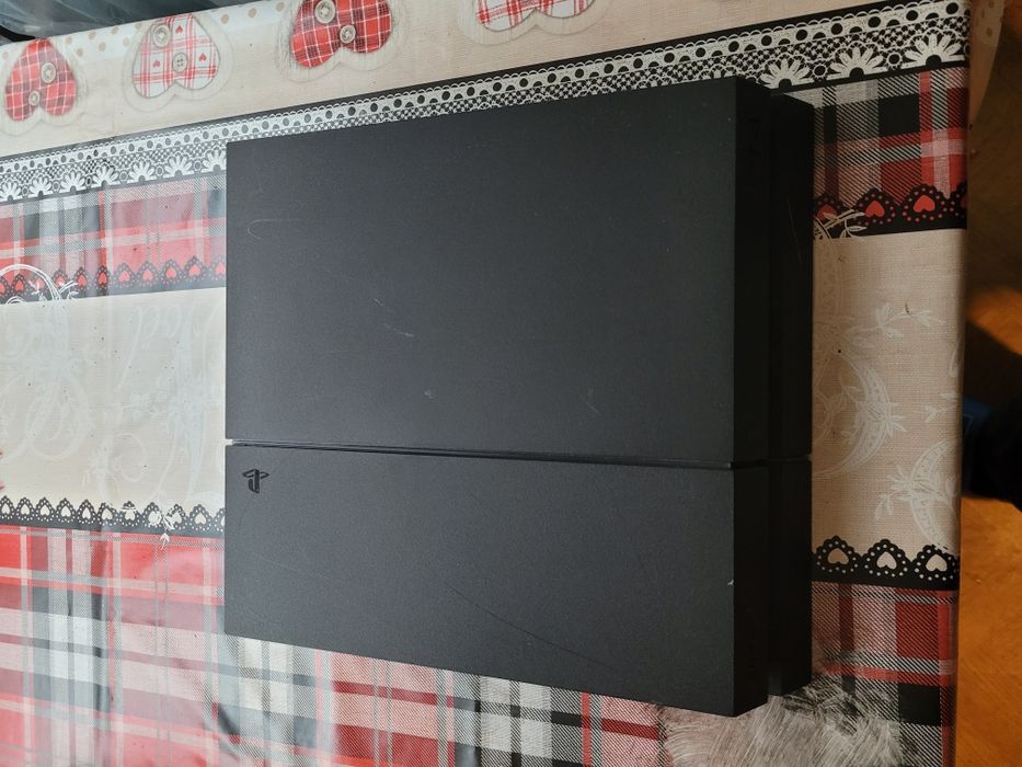 Konsola PS4 FAT 1tb 9.60 GoldHen