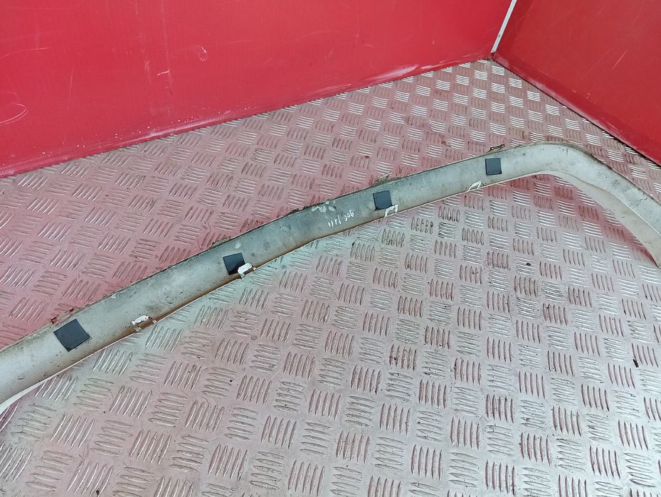 Накладка бампера Спринтер 906 Mercedes Sprinter W906 молдинг спрінтер