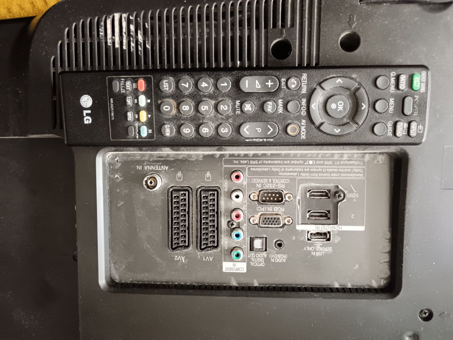 Sprzedam telewizor LG 32 całe sprawny