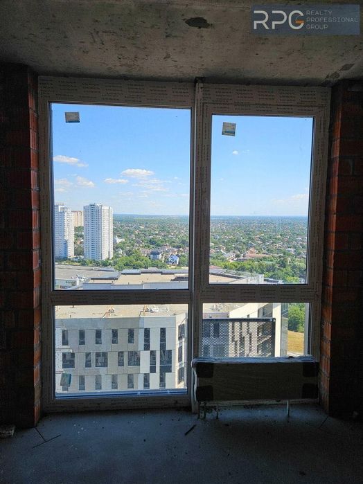 Продаж 2-к 75м2 ЖК Славутич 2.0 метро 2 хв вул зарічна будинок здано