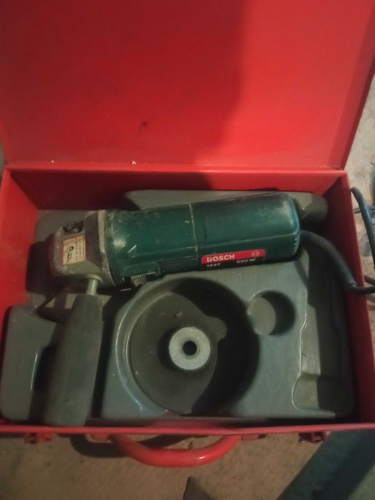 Болгарка Bosch 1347