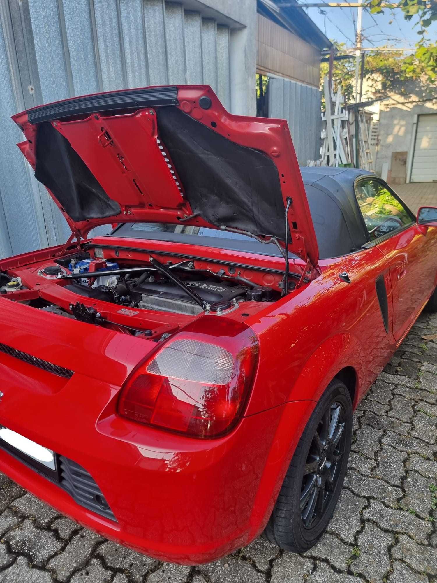 Toyota MR2 ZZW30 mk3 (2000)