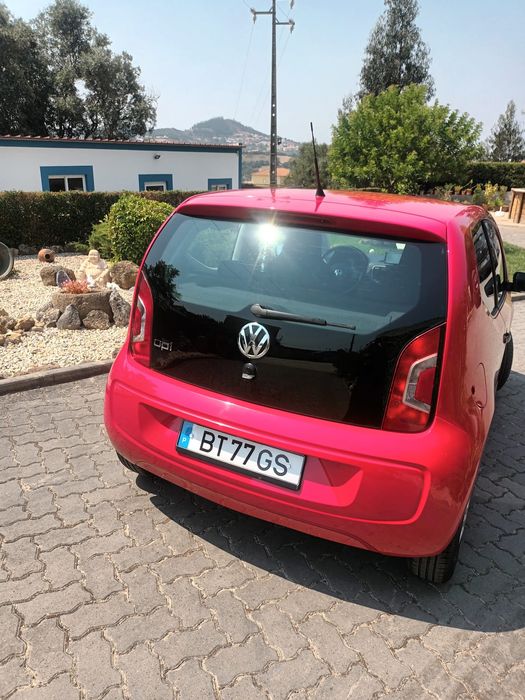 VW Up gasolina 2012