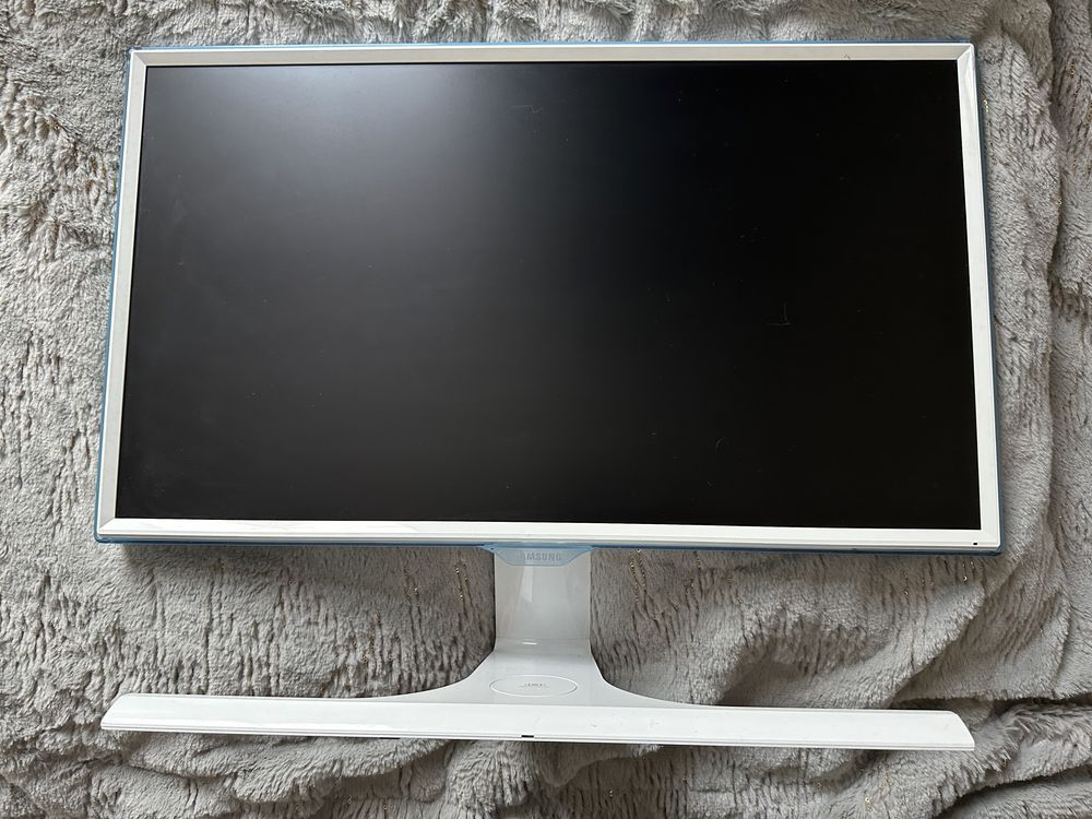 Monitor samsung 23.6’ s24e370dl biały ekran z zasilaczem