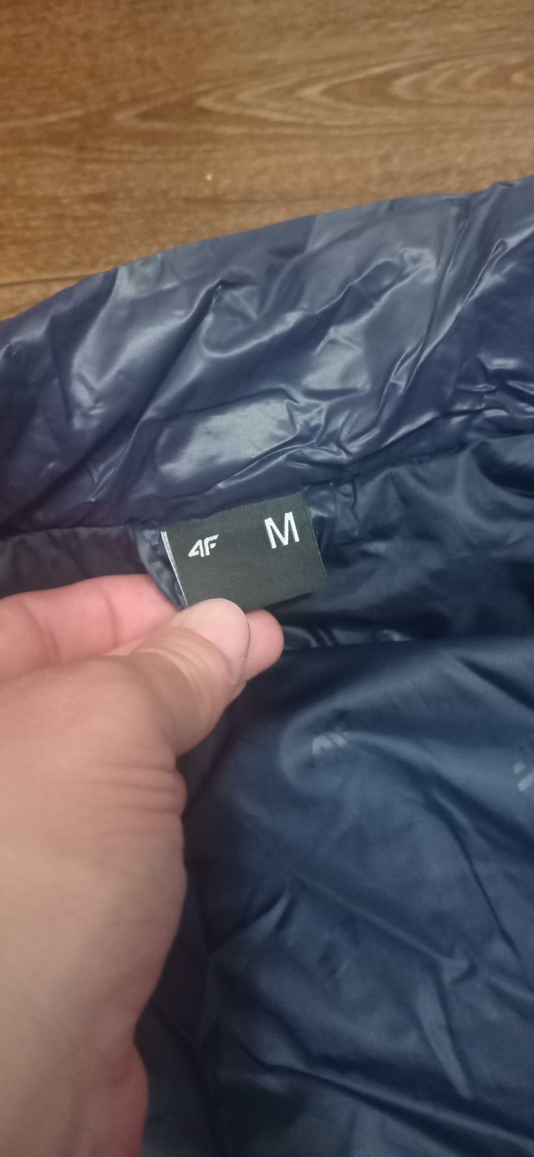 Kurtka Kamizelka bezrękawnik 4F M ( S ?) damska jesienna damski