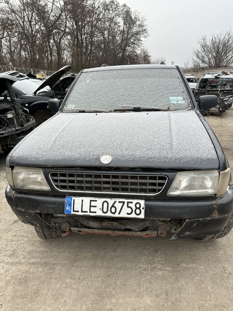 Разборка Opel Frontera A Опель Фронтера А 2.4 бензин запчасти шрот
