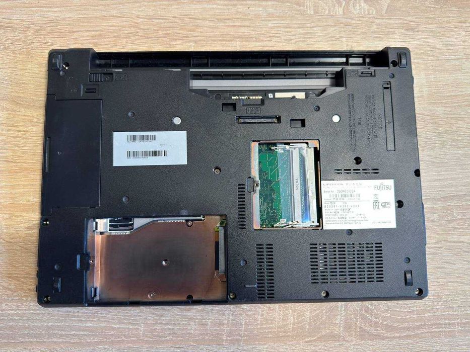 Ноутбук Fujitsu LifeBook E744 некомплектнийм| I5-4210M корпус, матриця