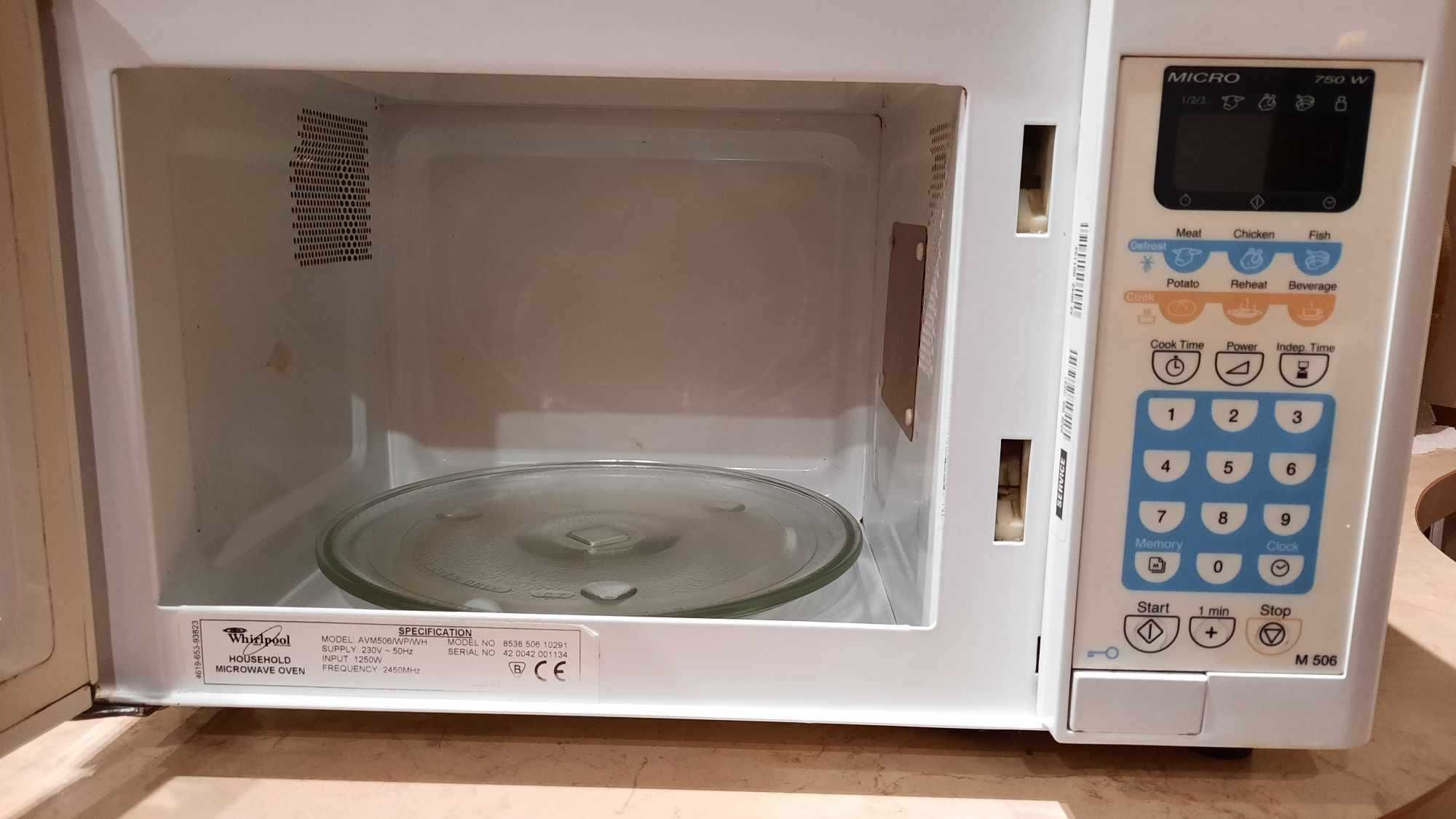 Kuchenka Mikrofalowa  - WHIRLPOOL