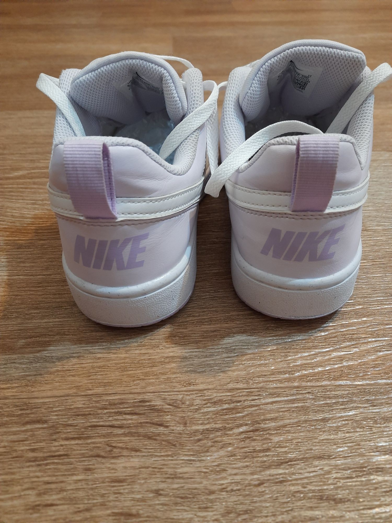 Женские кроссовки Nike Court Borough Low р.39 оригинал