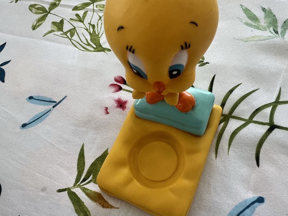 Suporte para copo de utensilios dentarios do Tweety