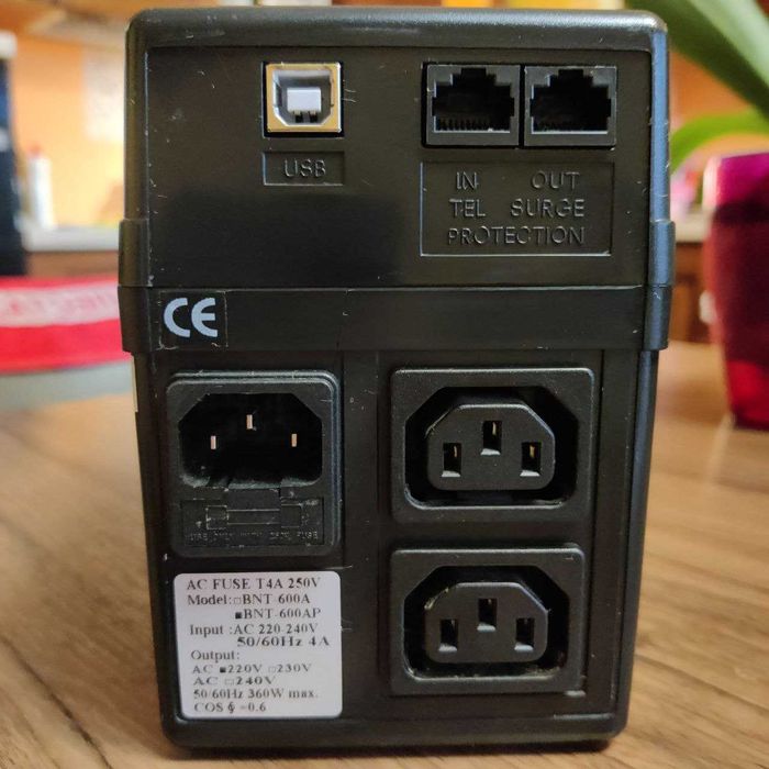 ДБЖ Powercom BNT-600AP 360W USB джерело безперебійного живлення