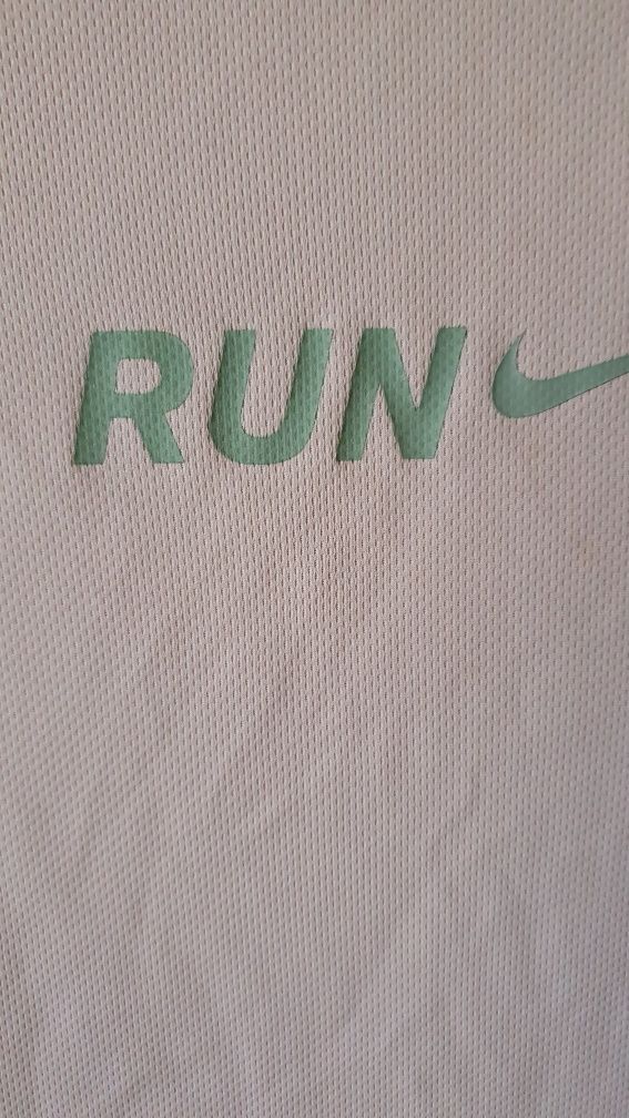 Футболка Nike оригинал размер M