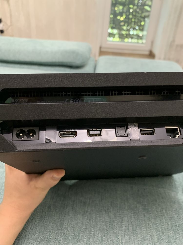 PS 4  Pro 1 Tb памяти