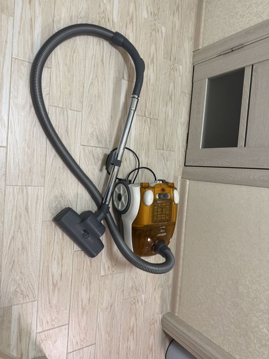 Пилосос в робочу стані