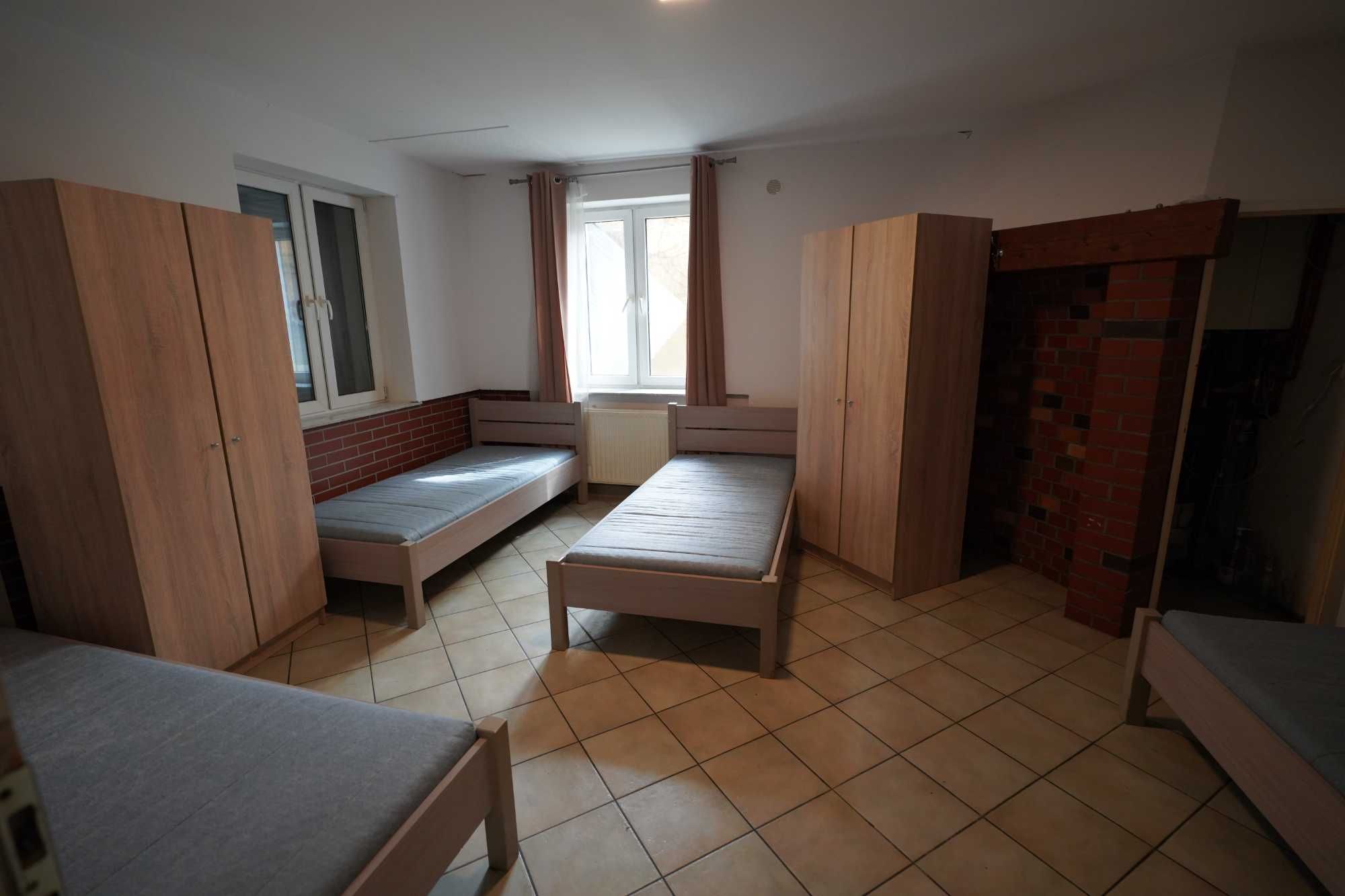 Komfortowy hostel - pokoje i miejsca w pokojach - ul. Słoneczna