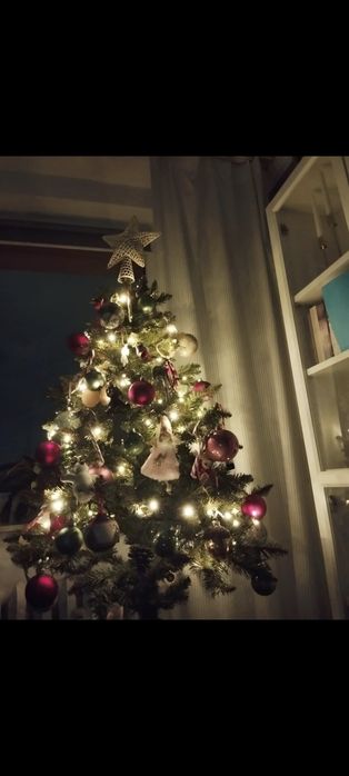 Choinka na pniu sztuczna