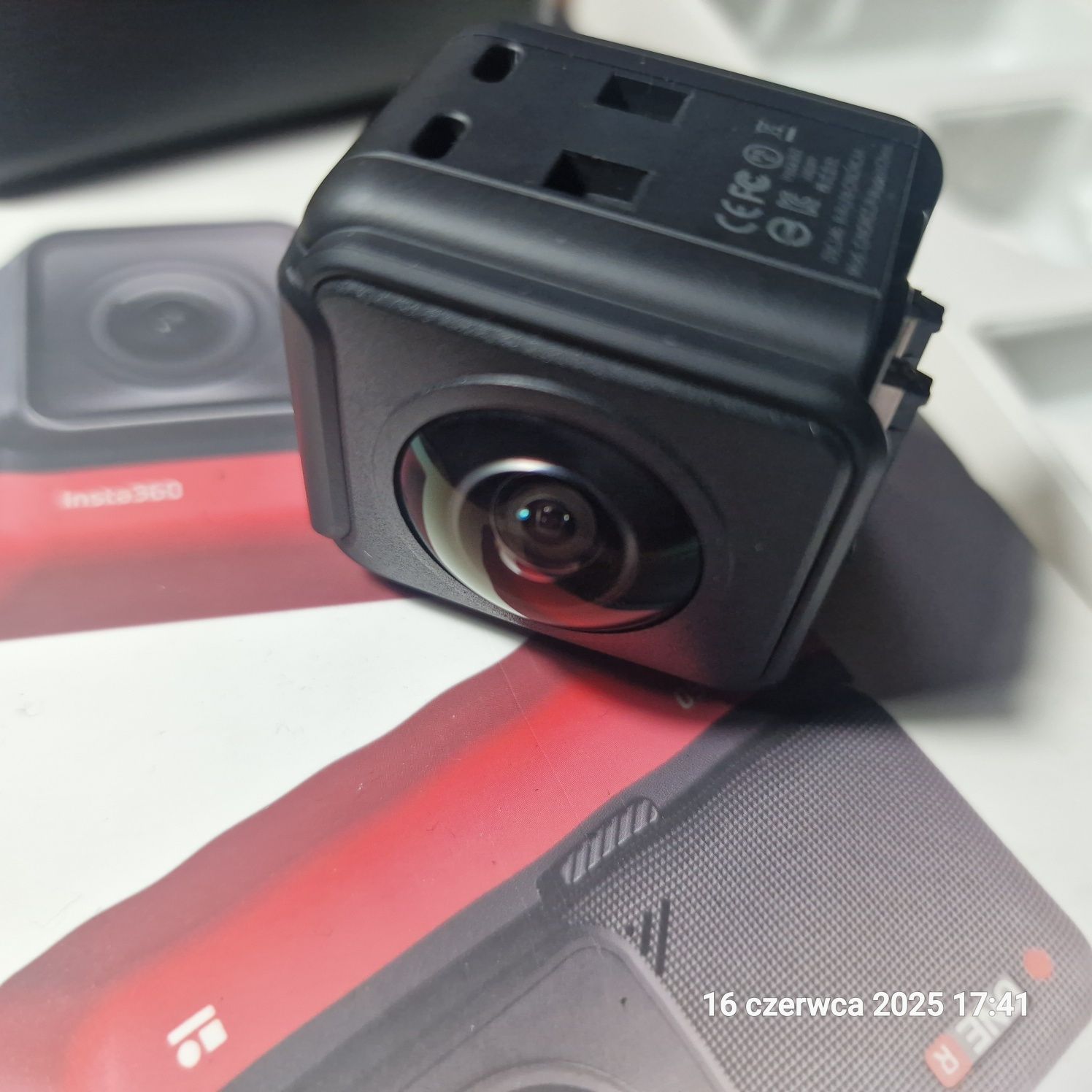 Kamerka Insta360 one r Twin edition uszkodzona