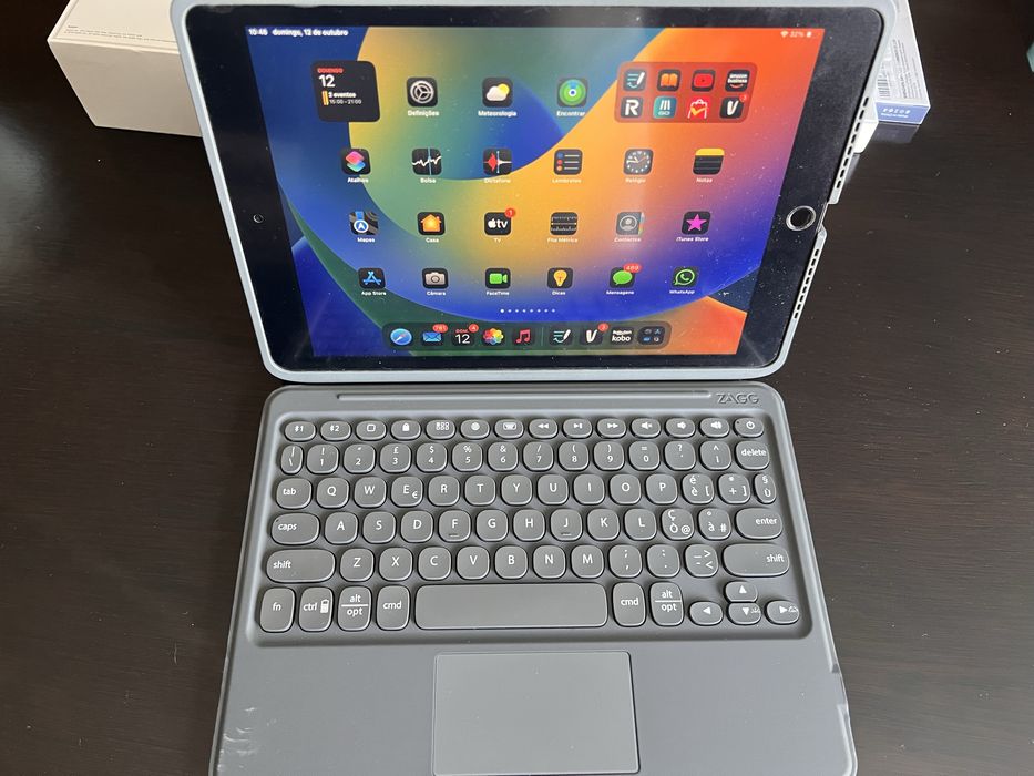 iPad 7 gen 128 gb com teclado, pencil e acessórios