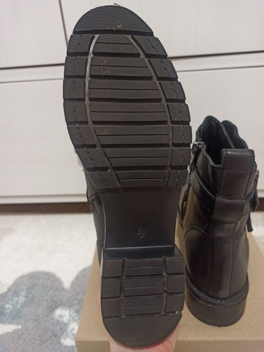 Gino Rossi черевики Демі ботінки сапожки утеплені