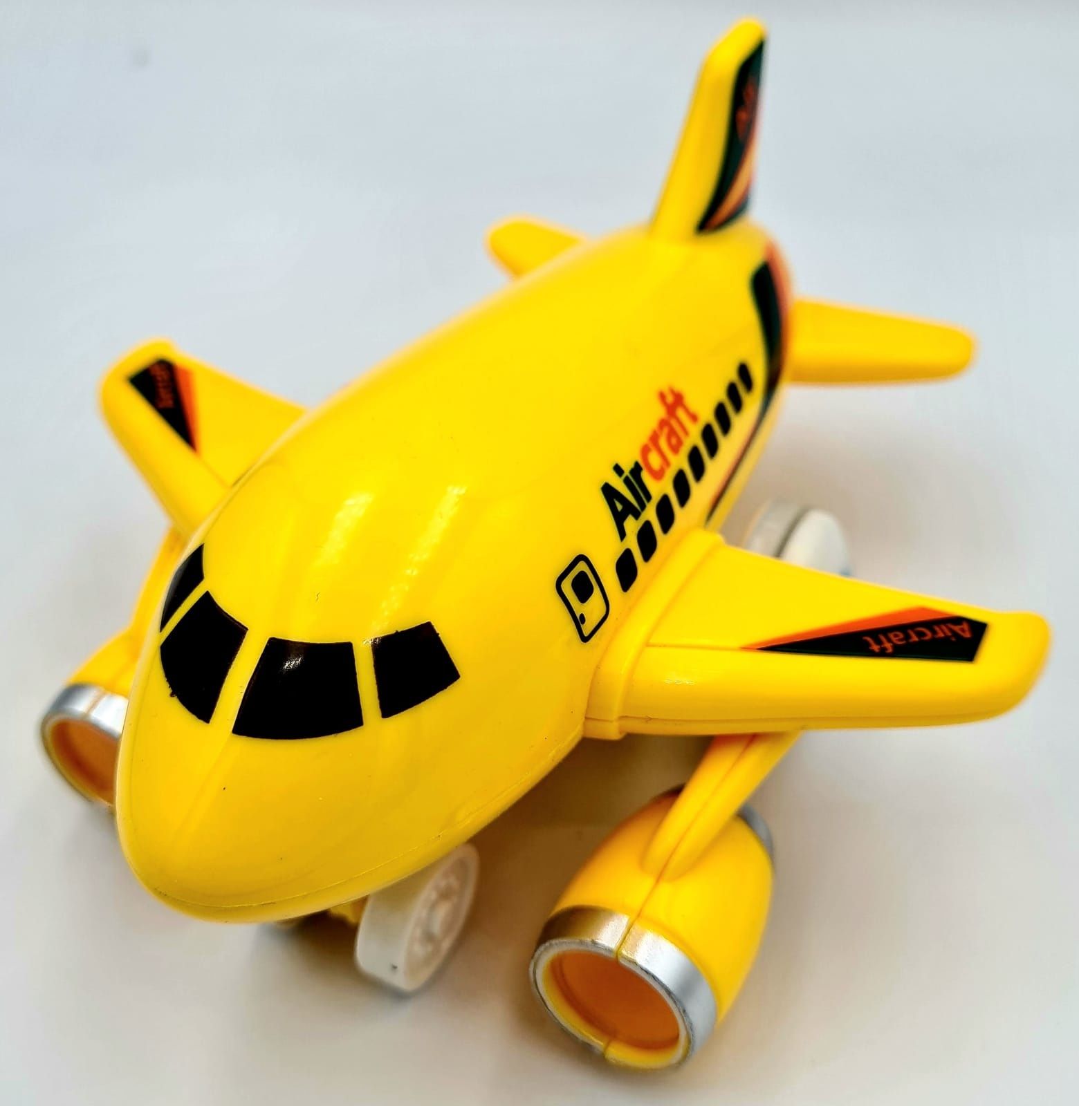 Nowy Samolot z napędem samolocik światło dźwięk - zabawki