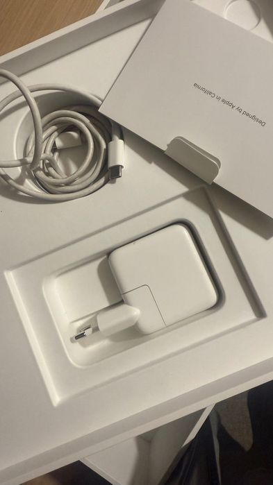 MacBook Air 13” M1 2020 bateria 91%