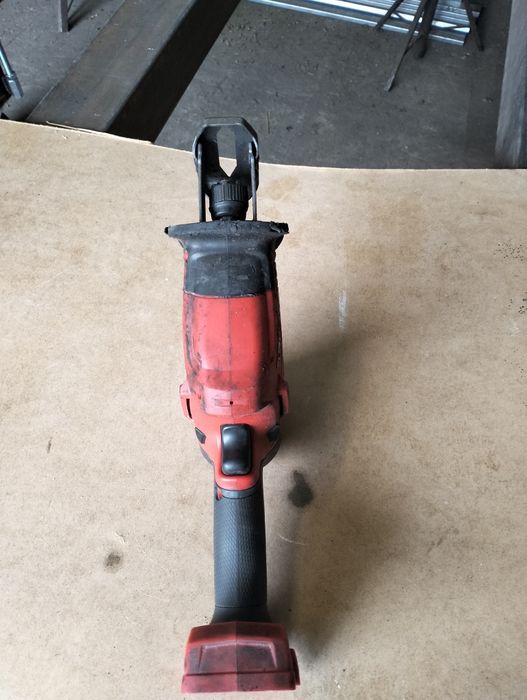 Sprzedam pile szablasta Milwaukee