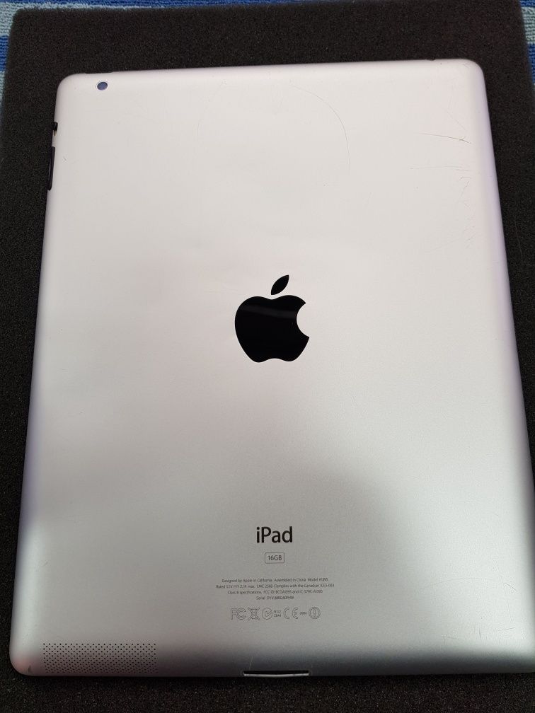 Apple iPad 2 A1395 WiFi 16gb.