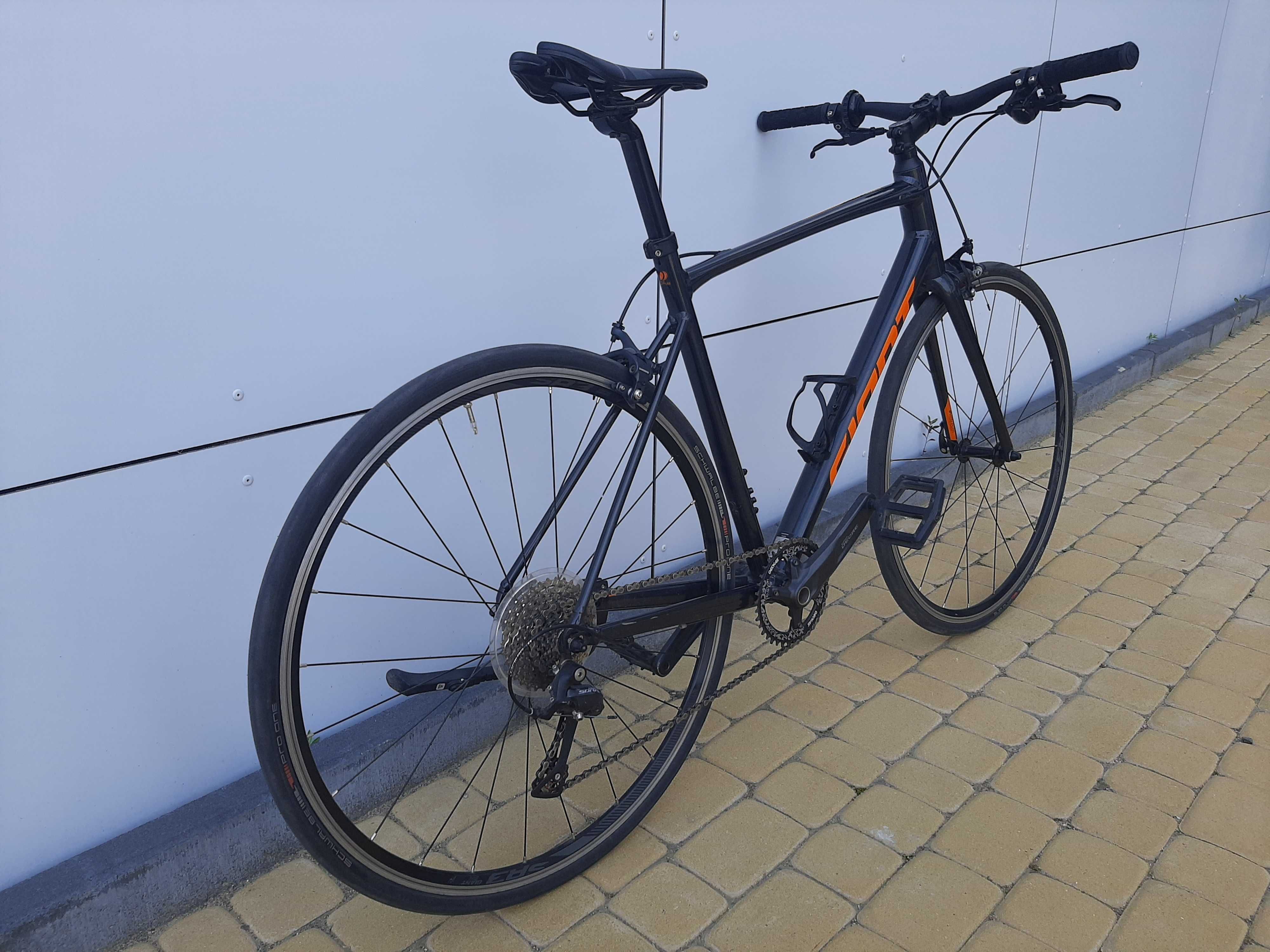 Giant Contend 1 Ultegra Sora Prosta Kierownica 9,3kg rozm. M/L Bstok