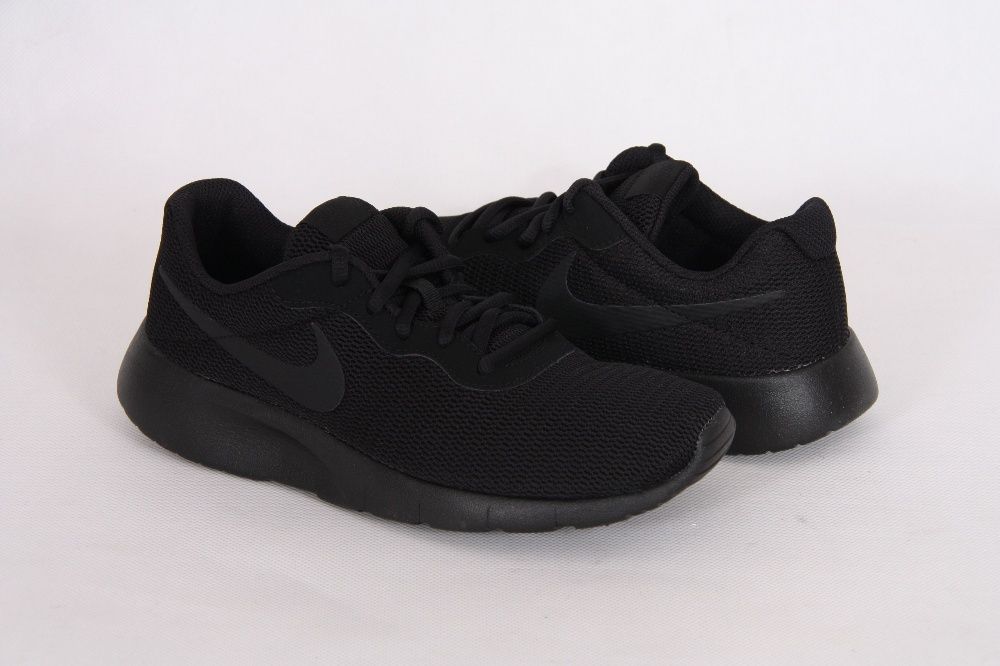 Buty Nike tanjun rozmiary 38-40 czarne nowe!!