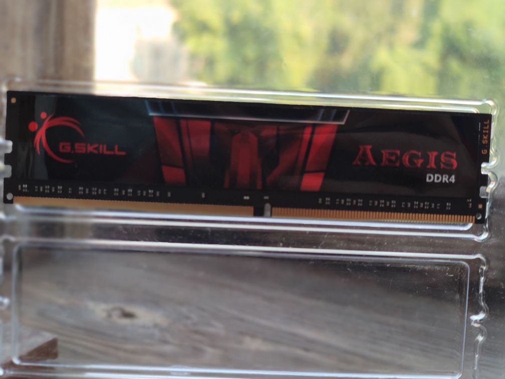 Модуль пам`ятi DDR4 4GB/2400 G.Skill Aegis (F4-2400C17S-4GIS)