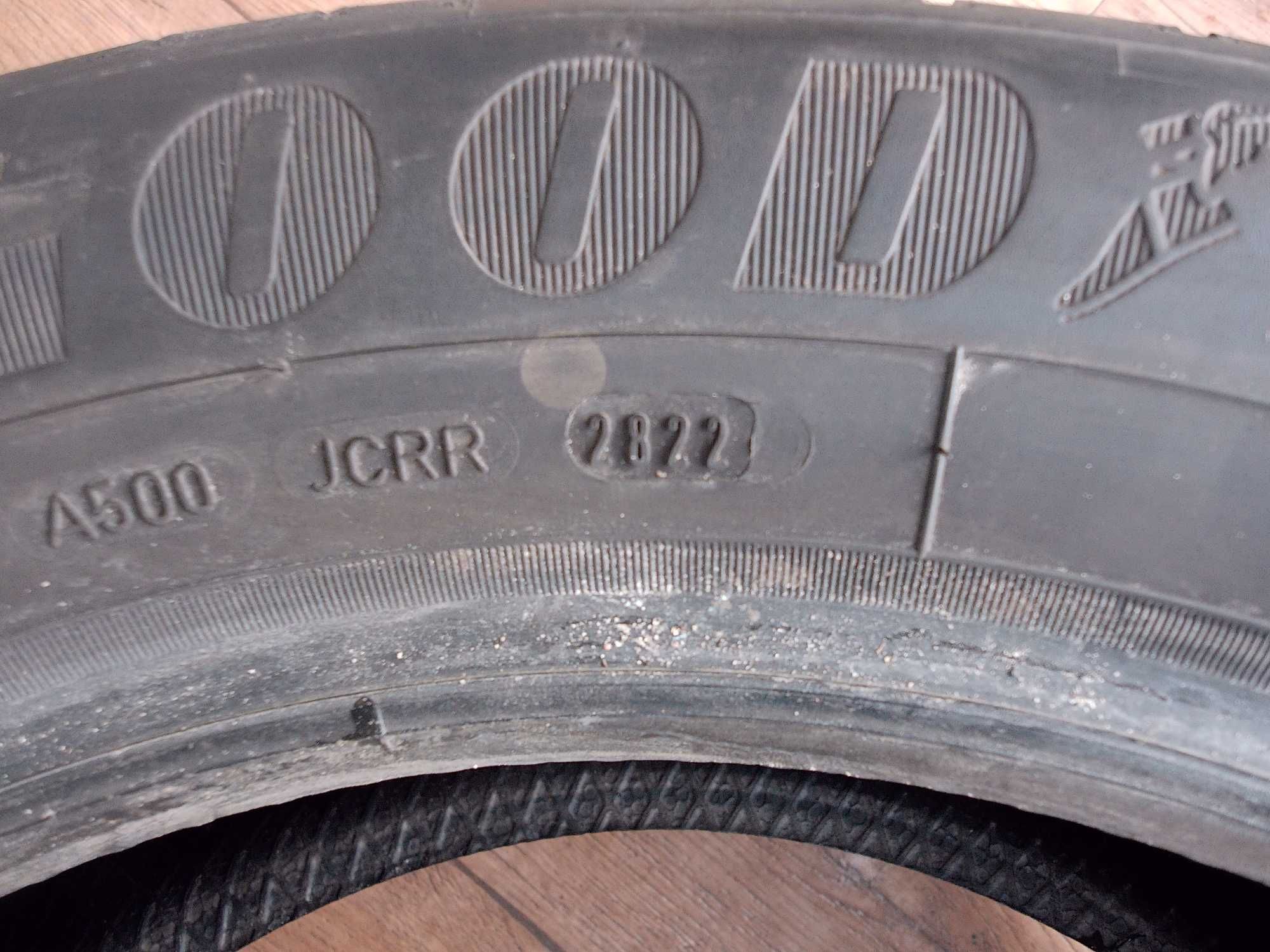 Goodyear Efficient Grip Preformance 225/55/17 101W XL z2022r