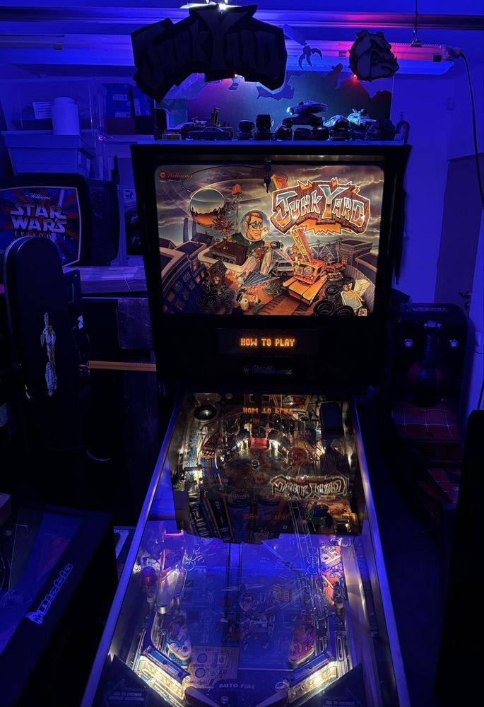 Junk Yard is a pinball 1996 flipper