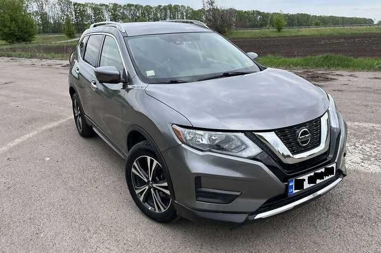 Продаю Nissan Rogue 2019 SV на повному приводі