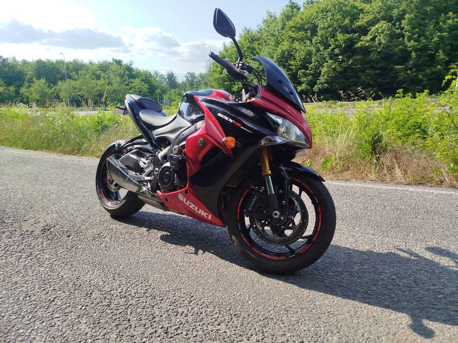 Suzuki GSX S1000F