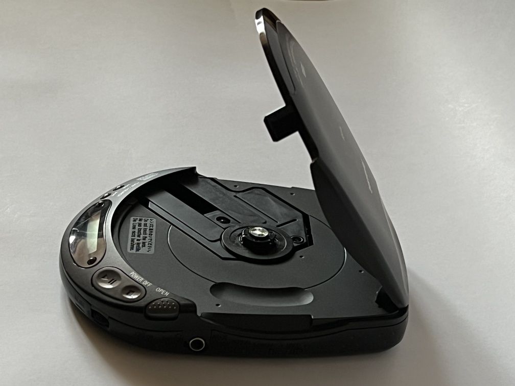 Panasonic SL-S160 Japan 1995 Portable CD Player