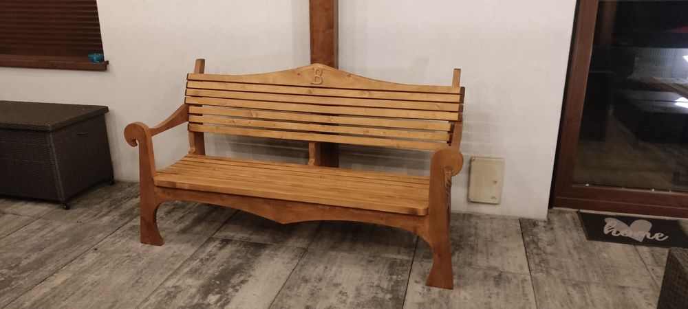 Ławka ogrodowa drewniana