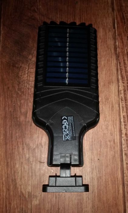 Lampa solarna z czujnikiem ruchu z pilotem do domu ogrodu garażu