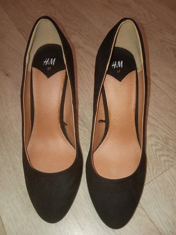 Черные замшевые туфли h&m