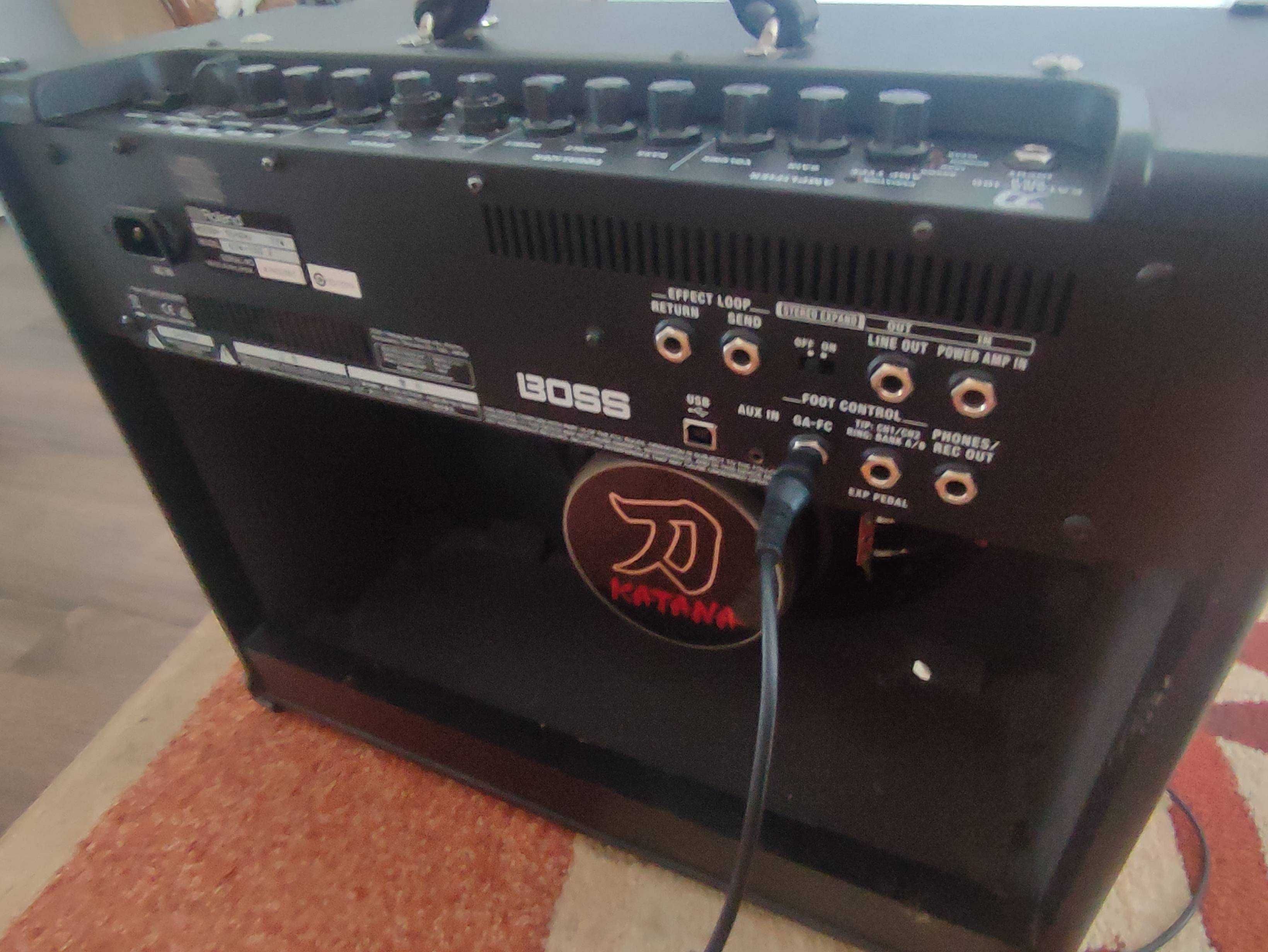 Boss Katana 100 Mk2 + Footswitch GA-FC + Pokrowiec