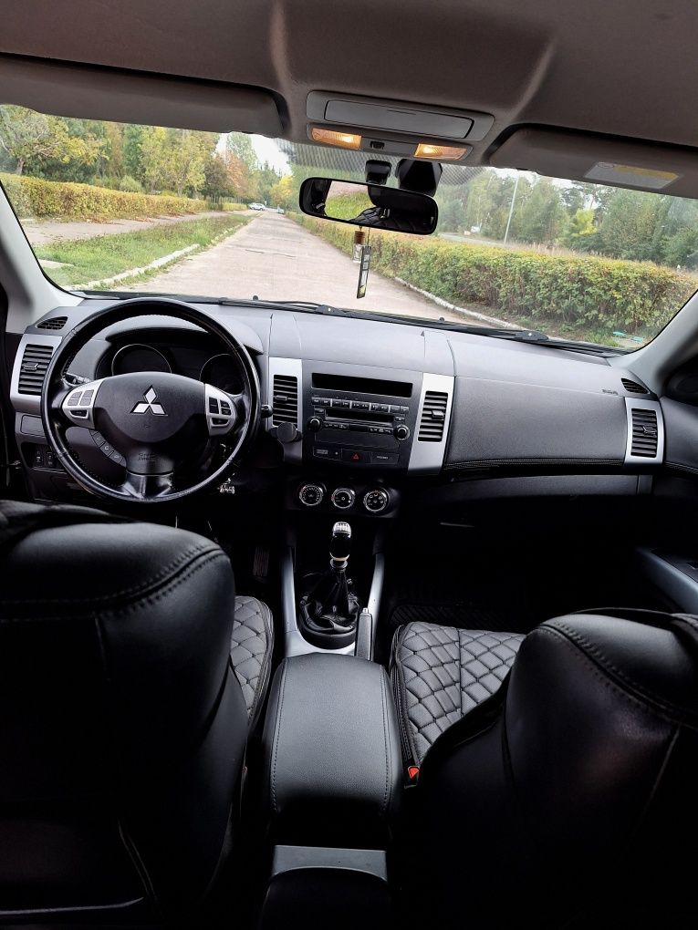 Продаж Mitsubishi Outlander