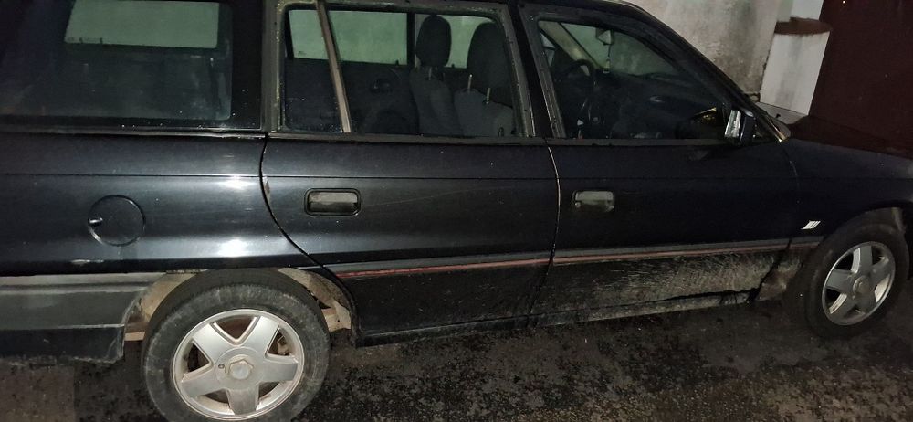 Vendo ou troco opel astra 1.7 TD isuzu