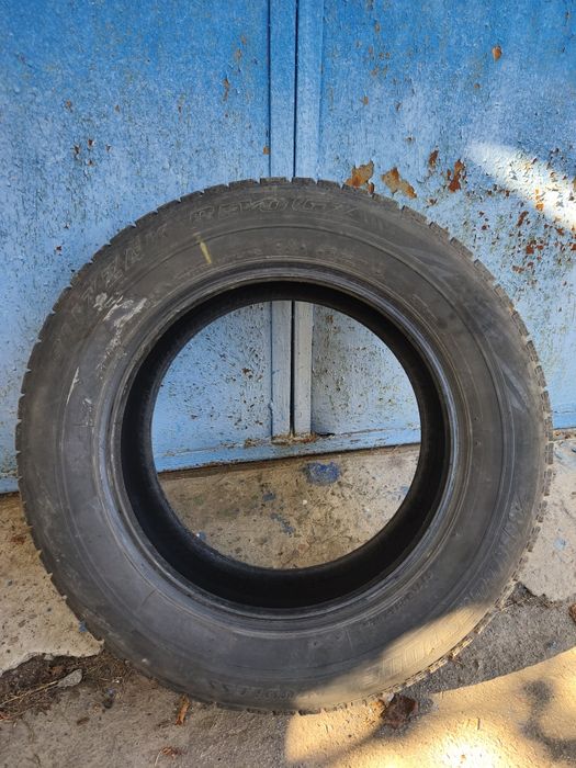 Резина Bridgestone 215/60/16