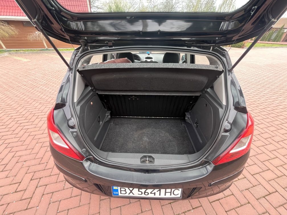Opel corsa 1l бензин