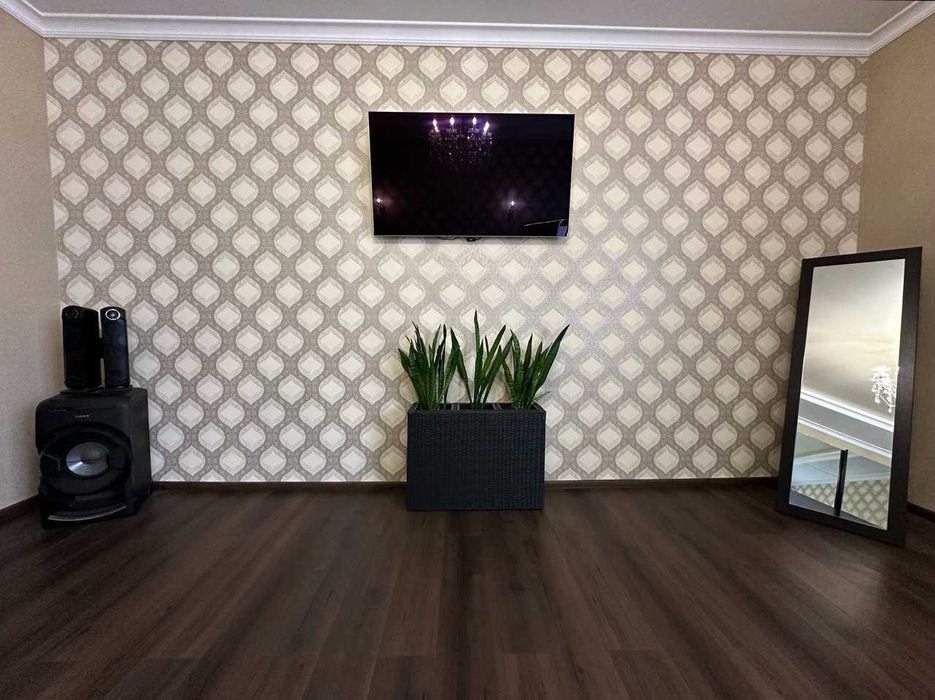 Продам 3-х эт. дом р-н Клочко ( Левый берег) газ.отопление