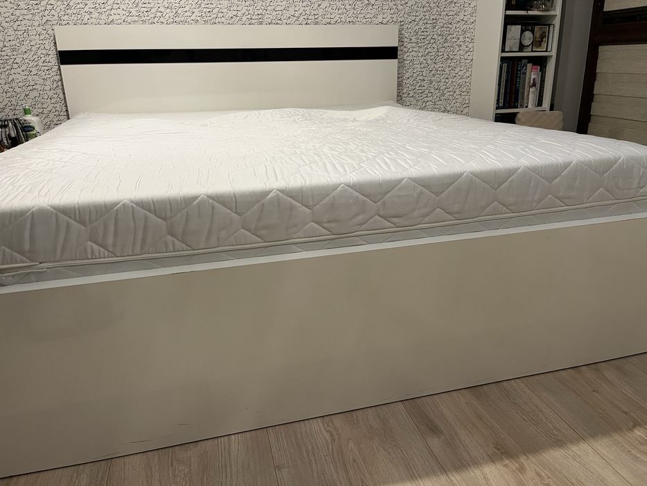 Zestaw mebli, biały połysk