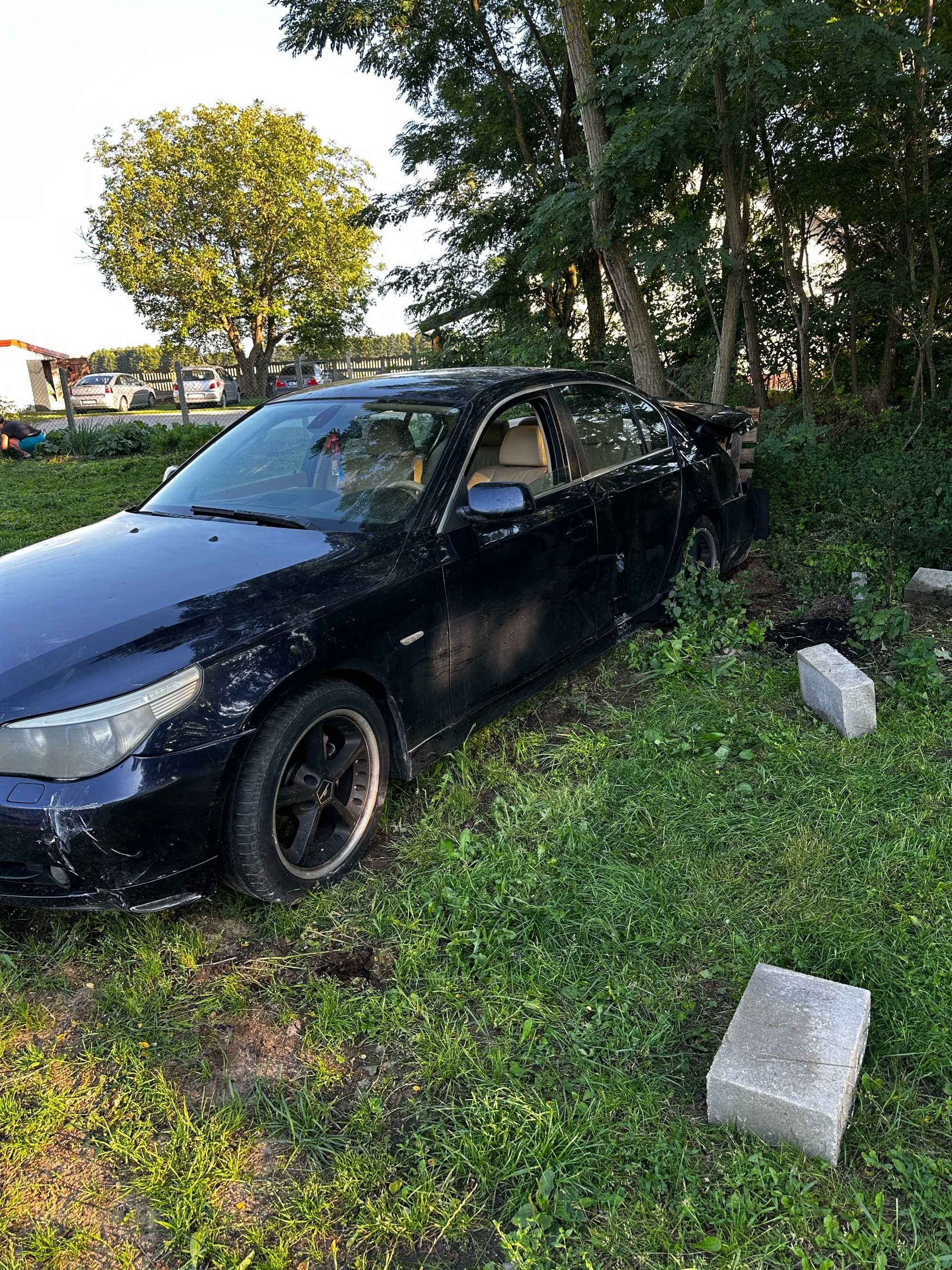 BMW E60 3.0 wypadkowa